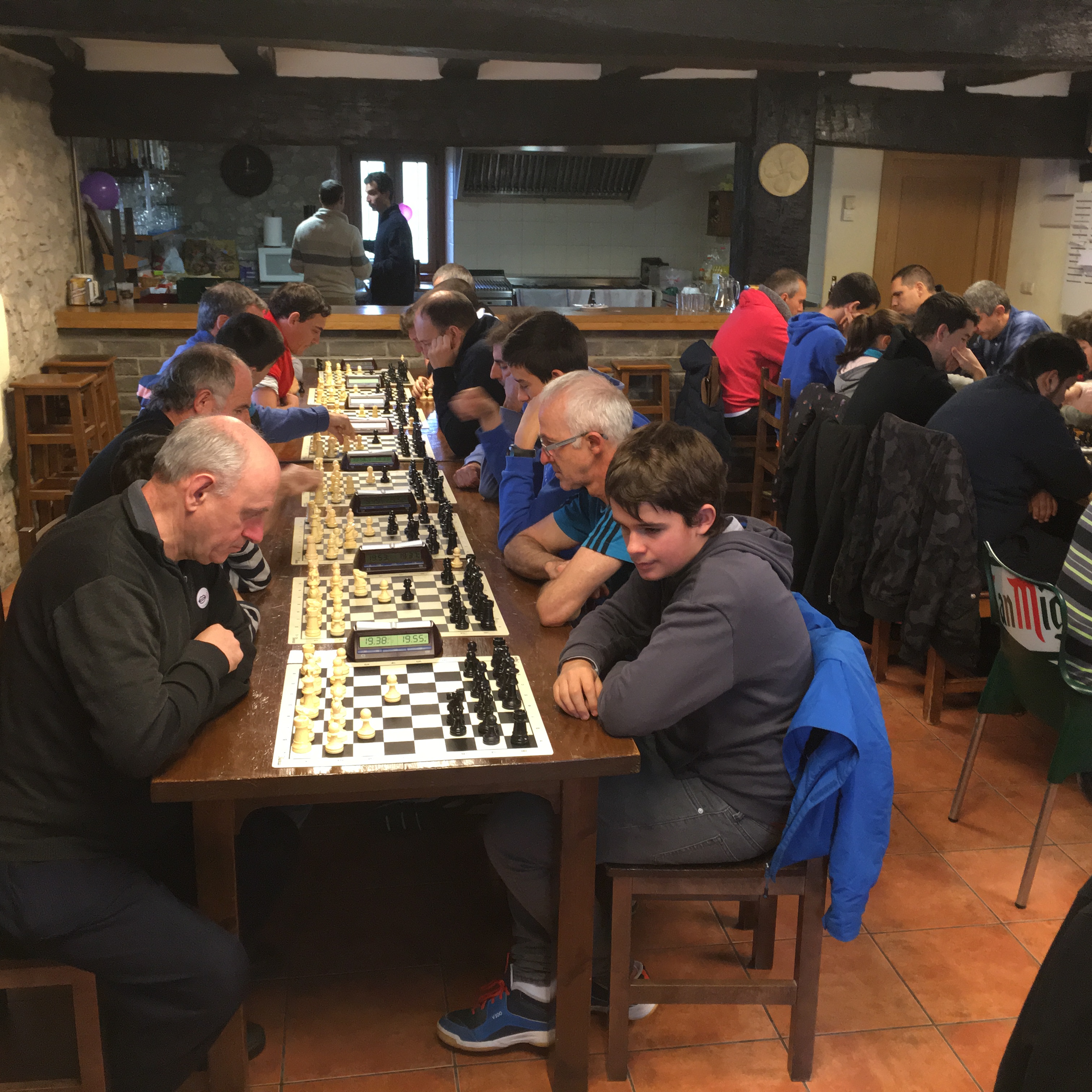 En directo desde la Sakana